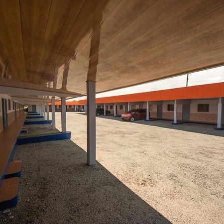 Residencial Aguadulce Hotell Aguadulce  Eksteriør bilde