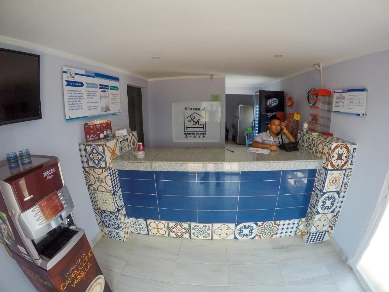 Residencial Aguadulce Hotell Aguadulce  Eksteriør bilde