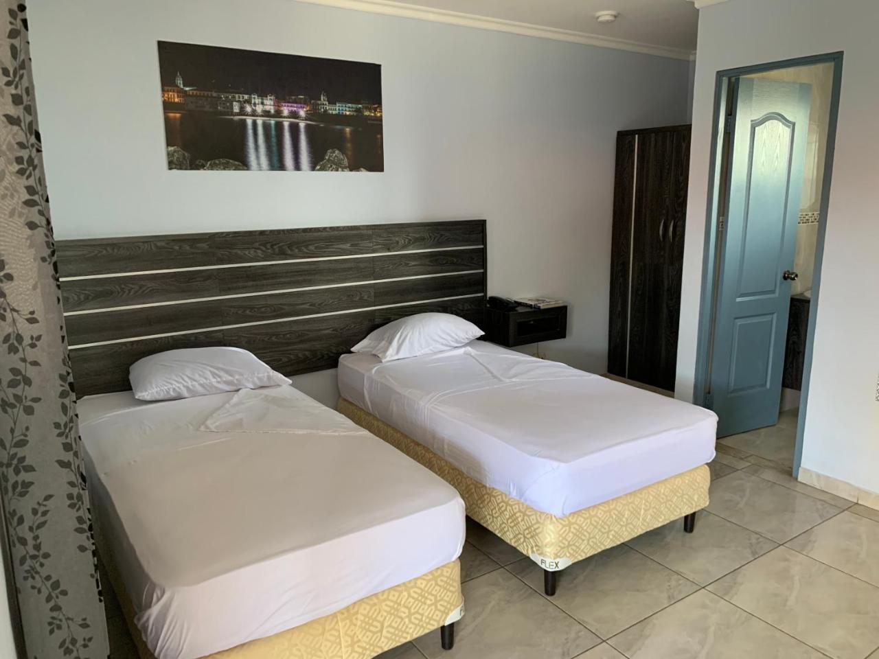 Residencial Aguadulce Hotell Aguadulce  Eksteriør bilde