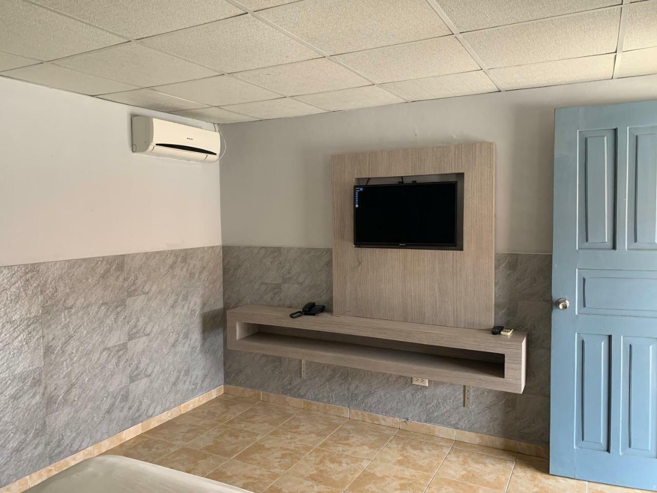 Residencial Aguadulce Hotell Aguadulce  Eksteriør bilde